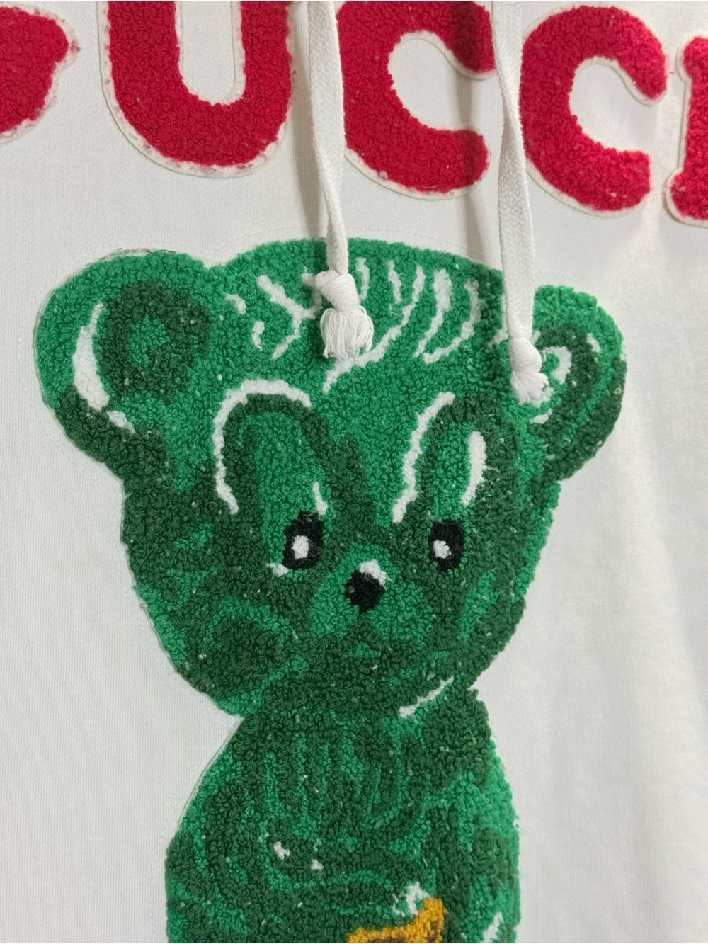 Gucci White Hoodie with Red Logo & Green Teddy - Picture 4 of 10